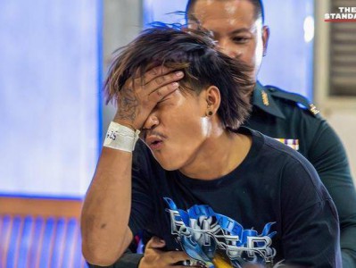 泰国征兵现场现火辣“美女”似选美现场！变性人齐聚大秀美貌，抽签定“生死”太刺激