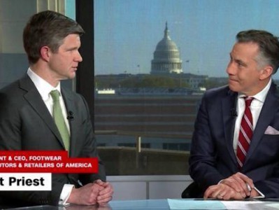 美机构总裁：美国加税或让“150美元的球鞋涨到230美元”