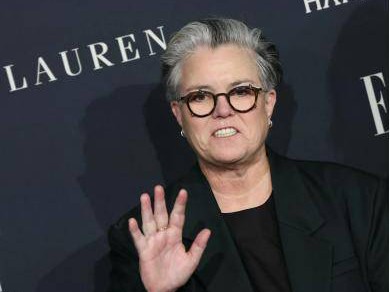 特朗普威胁取消脱口秀主持人罗西·奥唐纳的美国国籍