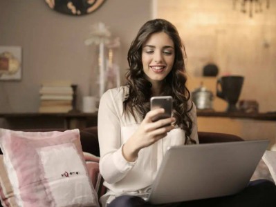 焦虑的美国人，“挤爆”了敦煌网