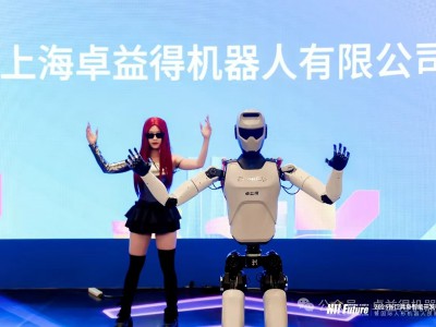 而立之年MWC迎来机器人“首秀潮”，6G将融合虚拟与现实