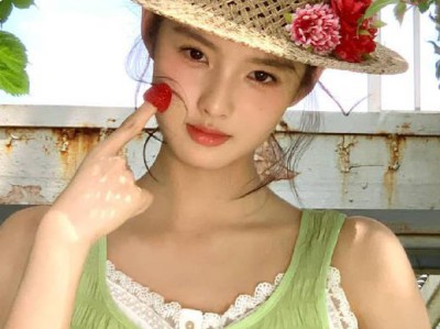 艾米生日发布469张私人照片, 物料规模空前引爆网络热议