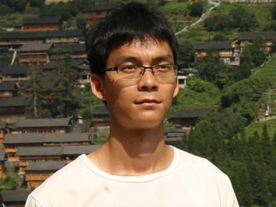 原创
            36 岁唐尚珺骑行开直播：2 万人在线围观，英语连麦老外惊艳全网