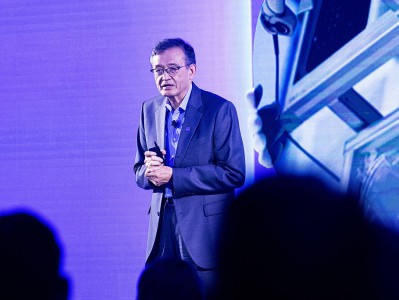 “开创不幸的先例”，特朗普点名要“与中国有关联”的英特尔CEO辞职，英特尔驳斥