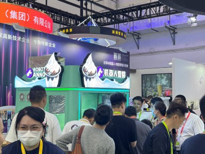 安诺机器人消博会首秀，“AI机器人+智慧零售”大放异彩