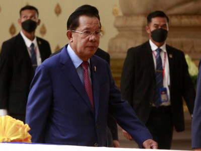 泰国政客威胁“攻入金边”，洪森回应