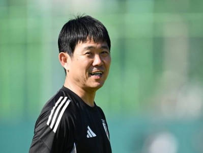 练兵来了日本26人中25人获登场机会+15人首秀，东亚杯轻取2连胜