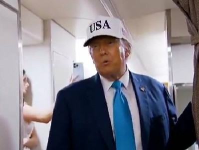 特朗普：我满脑子都是中国，没空搭理马斯克