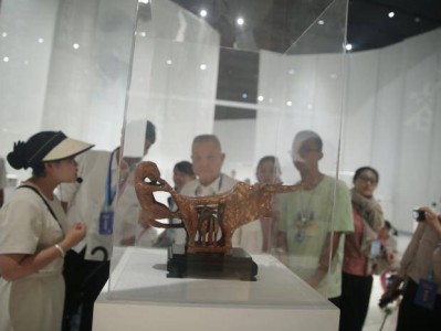 台湾自媒体人体验“滇味”民族风：互联网拉近两岸心灵距离