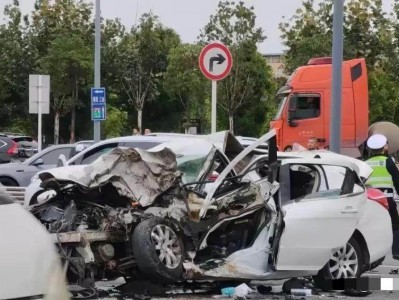 夫妻被酒驾者撞死，孩子：以为是梦，想爸爸妈妈