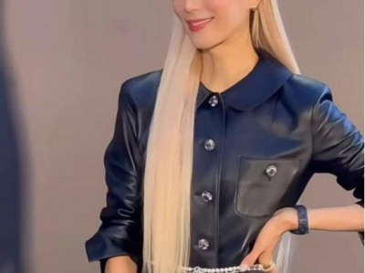 郑秀文新造型惊艳全网，黄发皮衣状态逆龄，被指撞脸任达华老婆