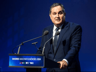 匈牙利经济部长：“没看到能与中国媲美的美国投资潜力”，不会削弱与华经济联系